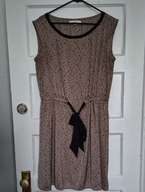 LOFT Taupe and Black Polka Dot Sleeveless Dress. Size L.